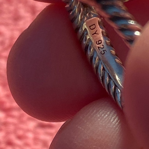 Authentic David Yurman diamond ring - Picture 4 of 5